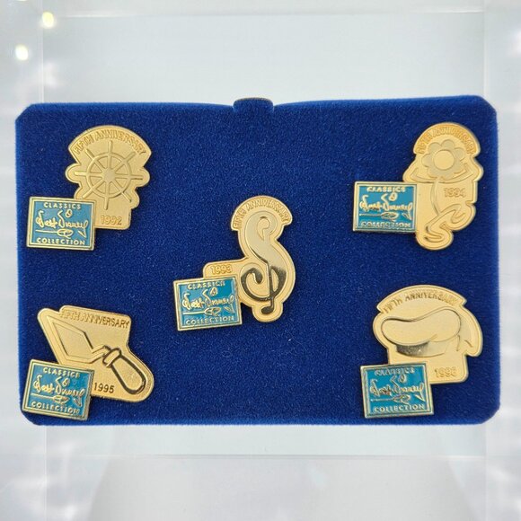 WDCC Walt Disney Cloisonné Pin Set 1992–1996 Anniversary Pins w/ Box - Picture 2 of 5